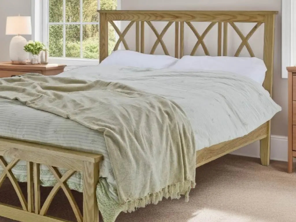 The Ashfield Oak Bed